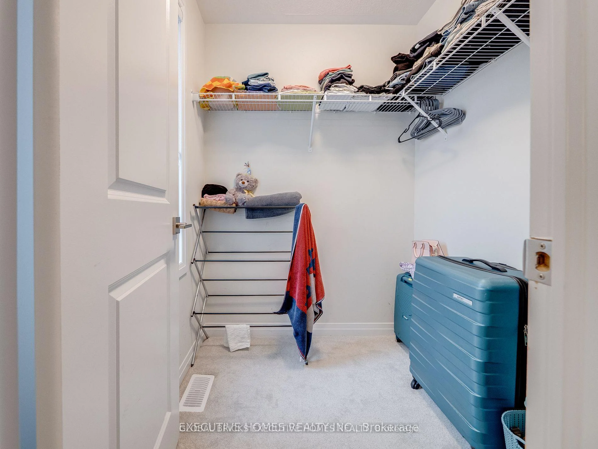 Photo 18 of 94 Progress Crescent, Kitchener, Trussler — HOMEH