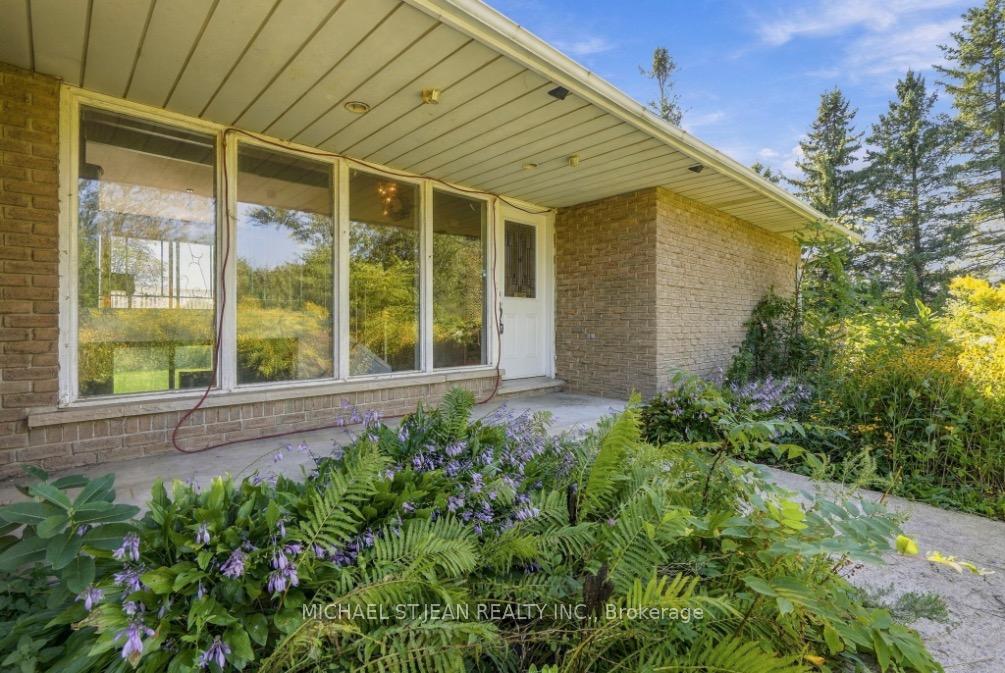 Photo 4 of 1169 Nebo Road, Hamilton, Rural Glanbrook — HOMEH