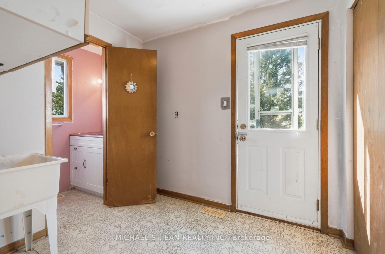Photo 15 of 1169 Nebo Road, Hamilton, Rural Glanbrook — HOMEH