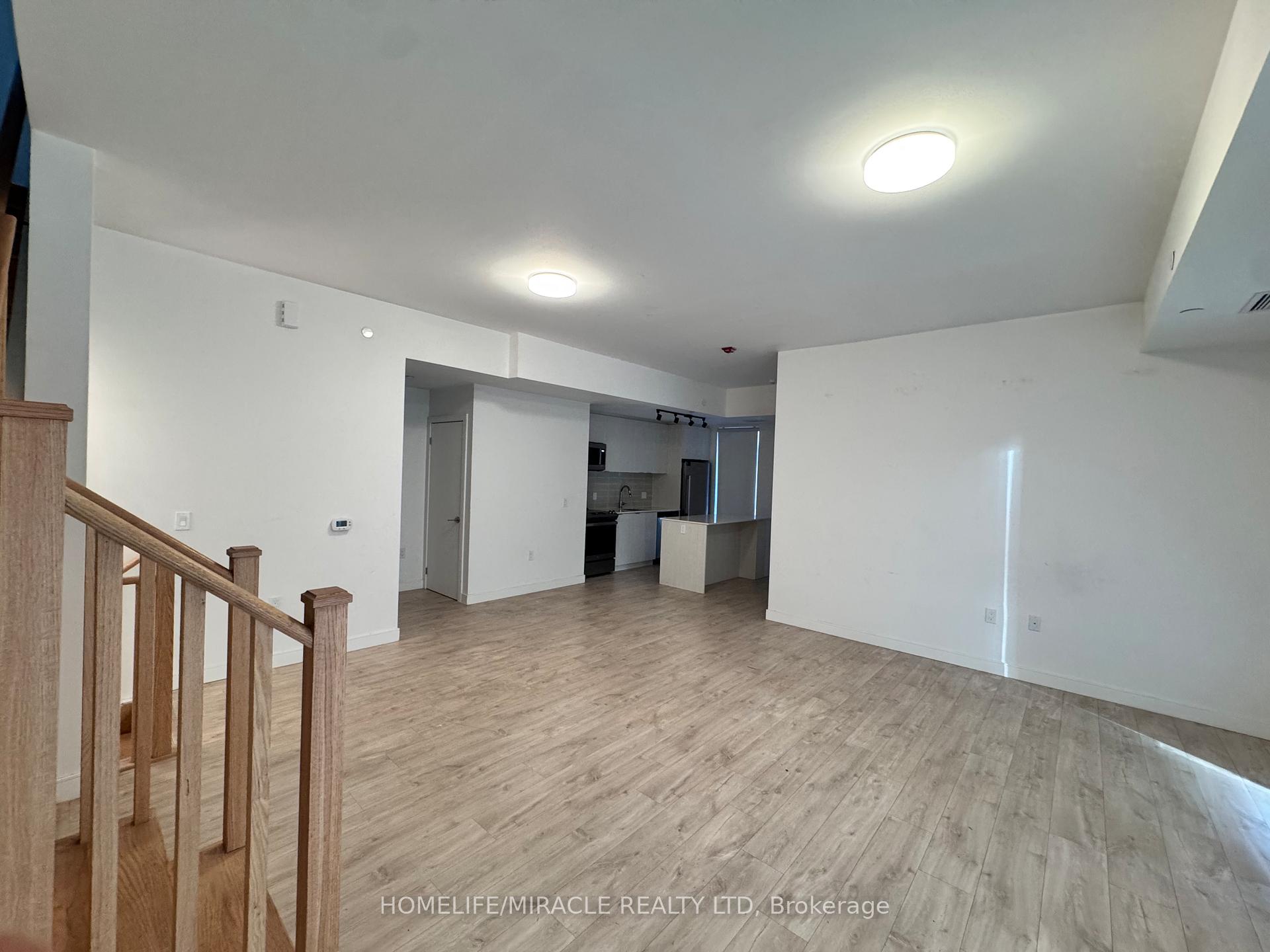 Photo 11 of Unit 4, 176 Clonmore Drive, Scarborough, Birchcliffe-Cliffside — HOMEH