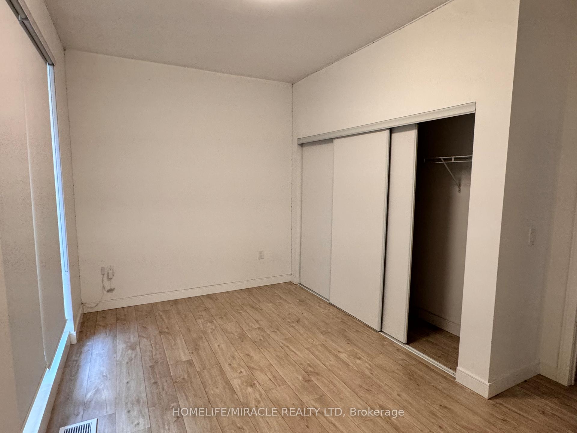 Photo 23 of Unit 4, 176 Clonmore Drive, Scarborough, Birchcliffe-Cliffside — HOMEH