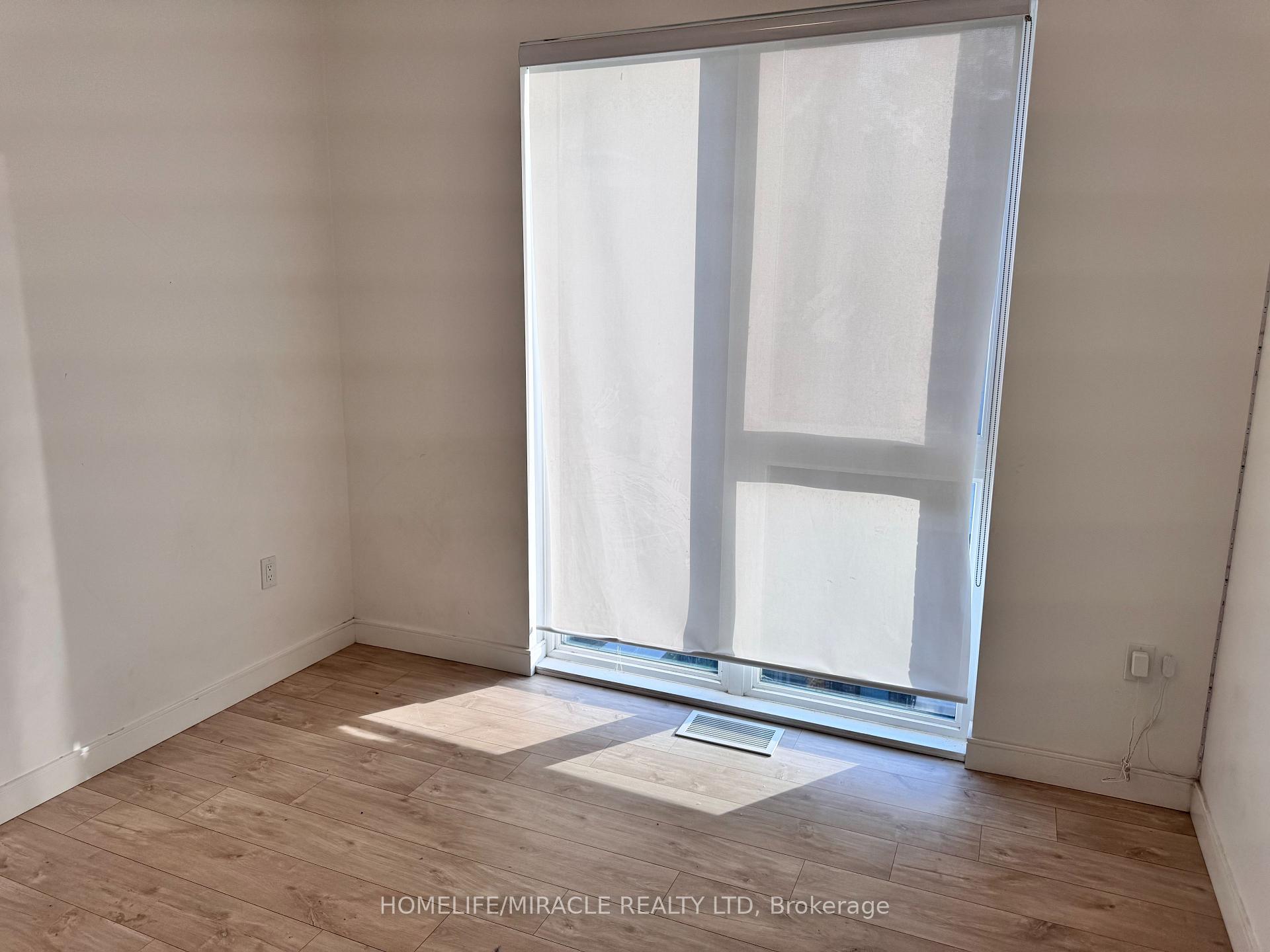 Photo 29 of Unit 4, 176 Clonmore Drive, Scarborough, Birchcliffe-Cliffside — HOMEH