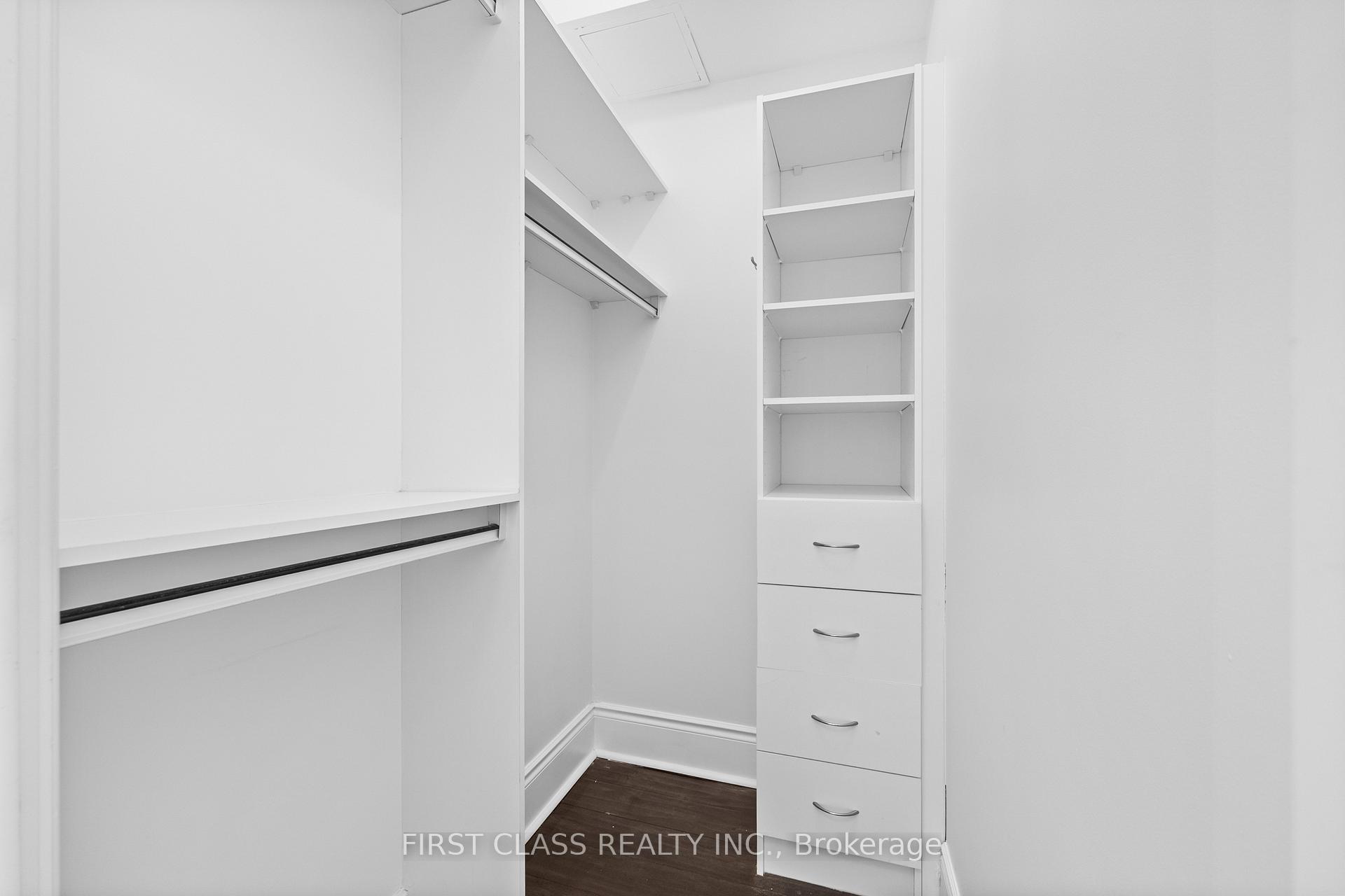 Photo 16 of Unit PH3, 16 Brookers Lane, Etobicoke, Mimico — HOMEH