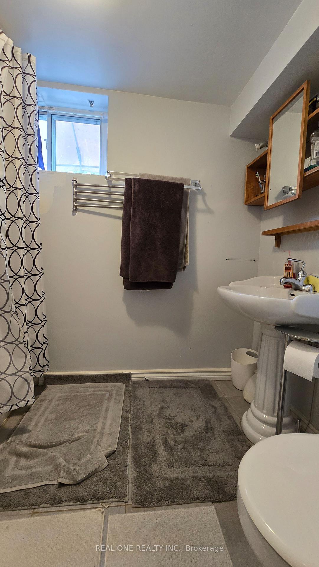 Photo 17 of Unit Bsmt, 369 Browndale Crescent, Richmond Hill, Crosby — HOMEH