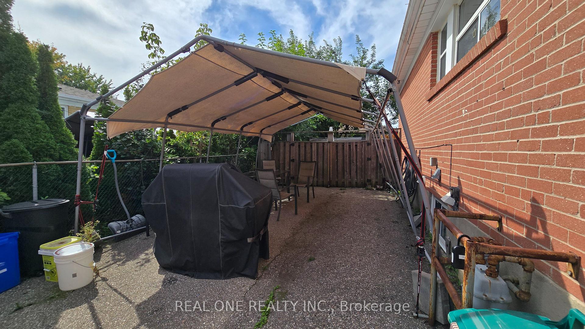 Photo 18 of Unit Bsmt, 369 Browndale Crescent, Richmond Hill, Crosby — HOMEH