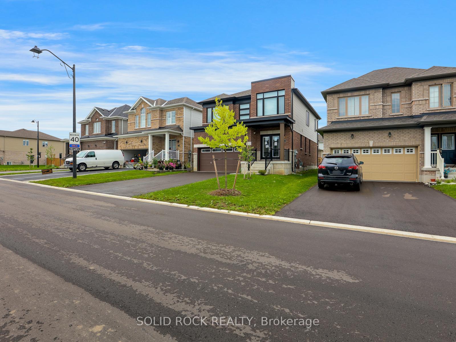 Photo 2 of 5 Heming Street, Brant, Paris — HOMEH