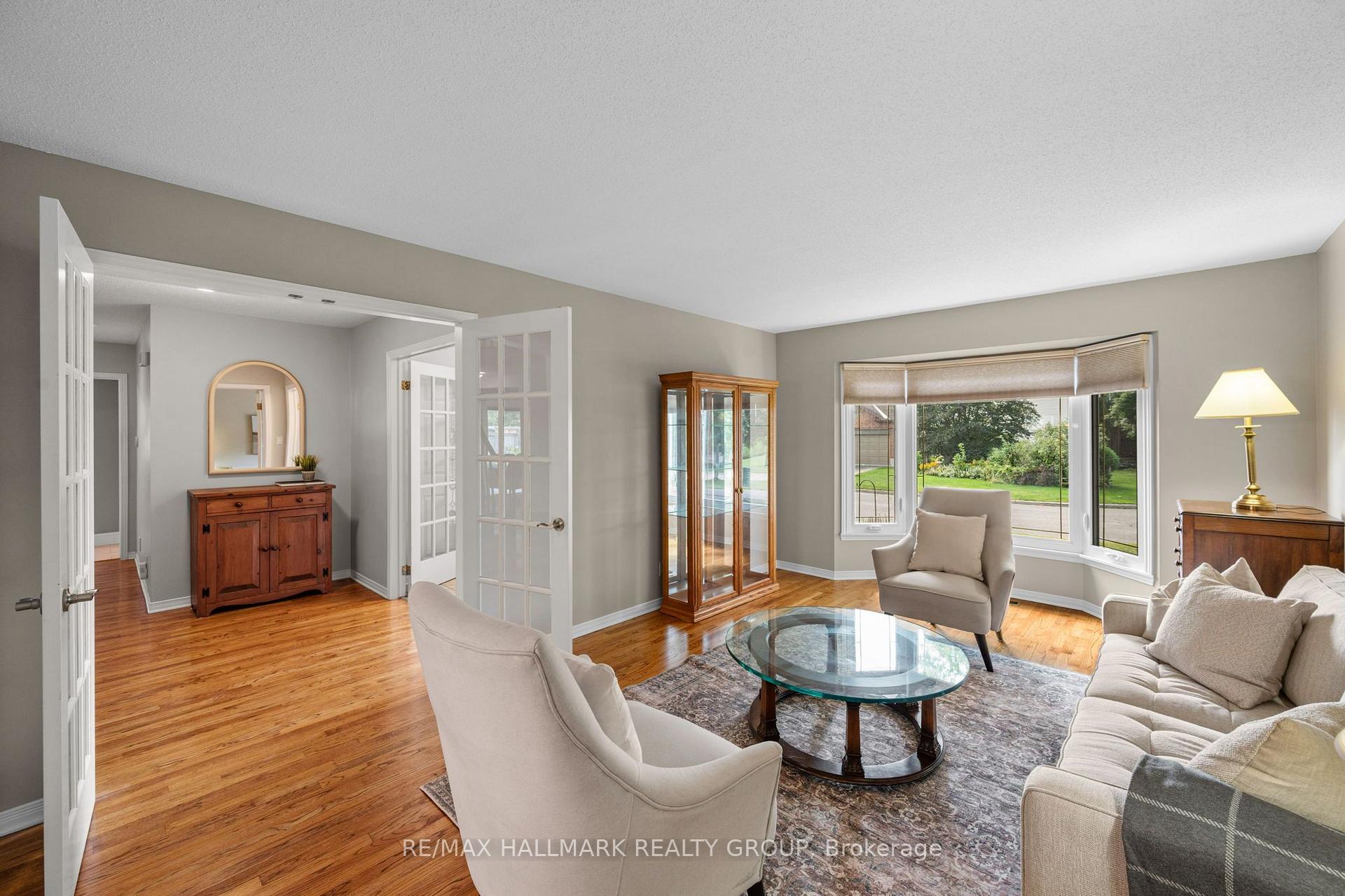 Photo 6 of 1381 Montresor Way, Ottawa, Fallingbrook/Ridgemount — HOMEH