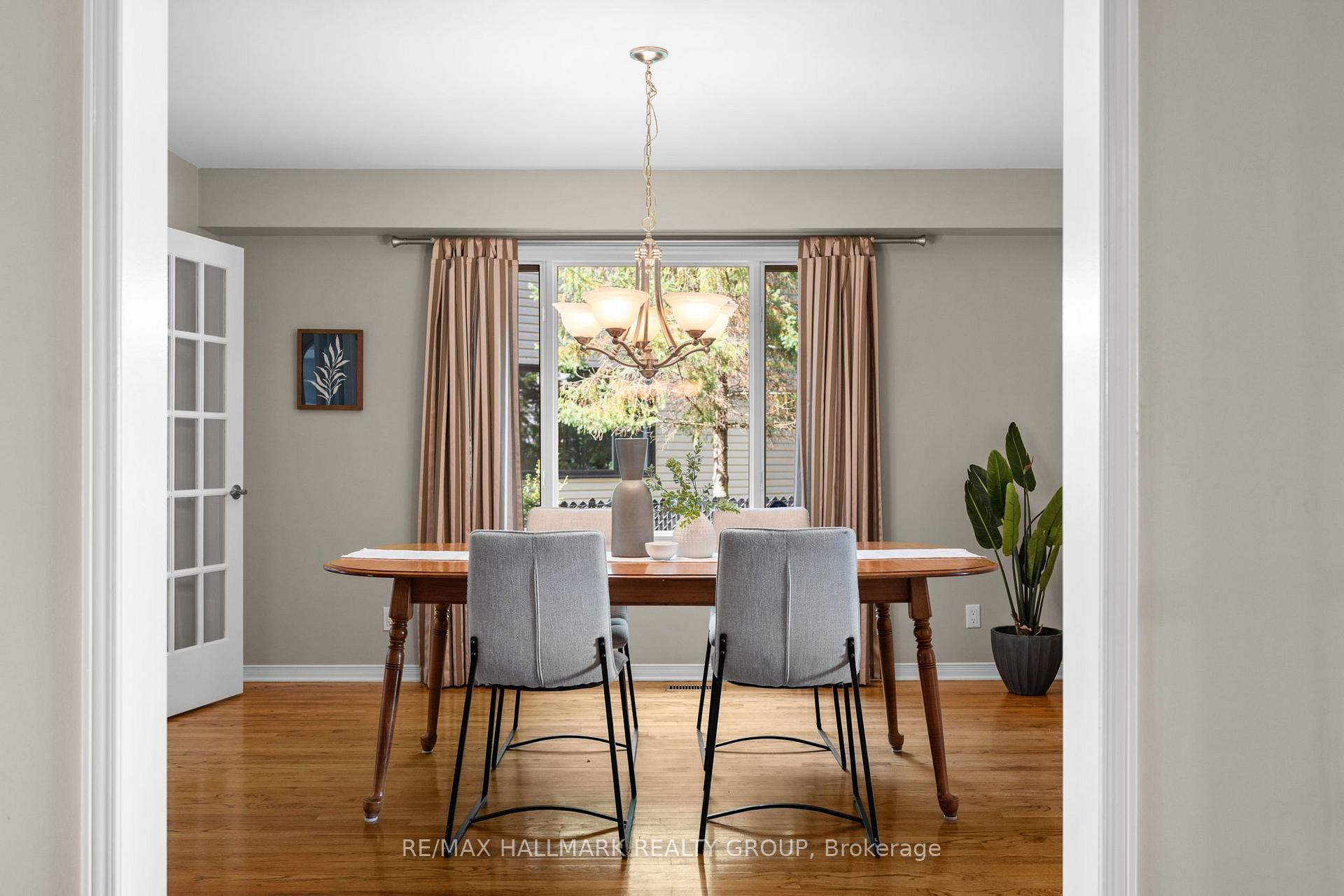 Photo 9 of 1381 Montresor Way, Ottawa, Fallingbrook/Ridgemount — HOMEH