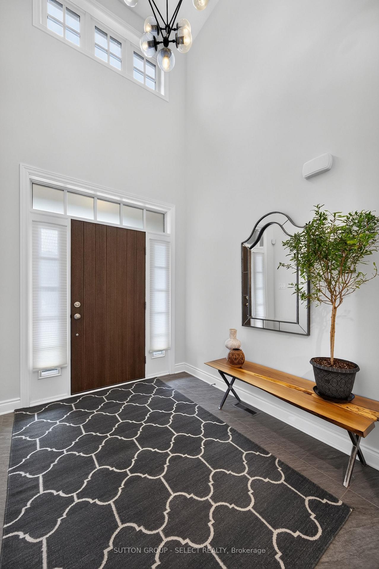 Photo 2 of 7 Violet Court, Middlesex Centre, Ilderton — HOMEH