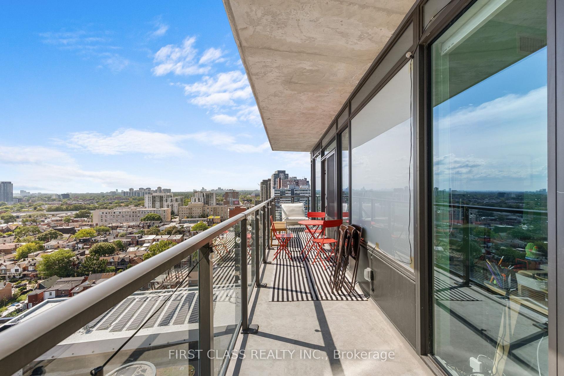 Photo 1 of Unit 1403, 10 Graphophone Grove, Toronto, Dovercourt-Wallace Emerson-Junction — HOMEH