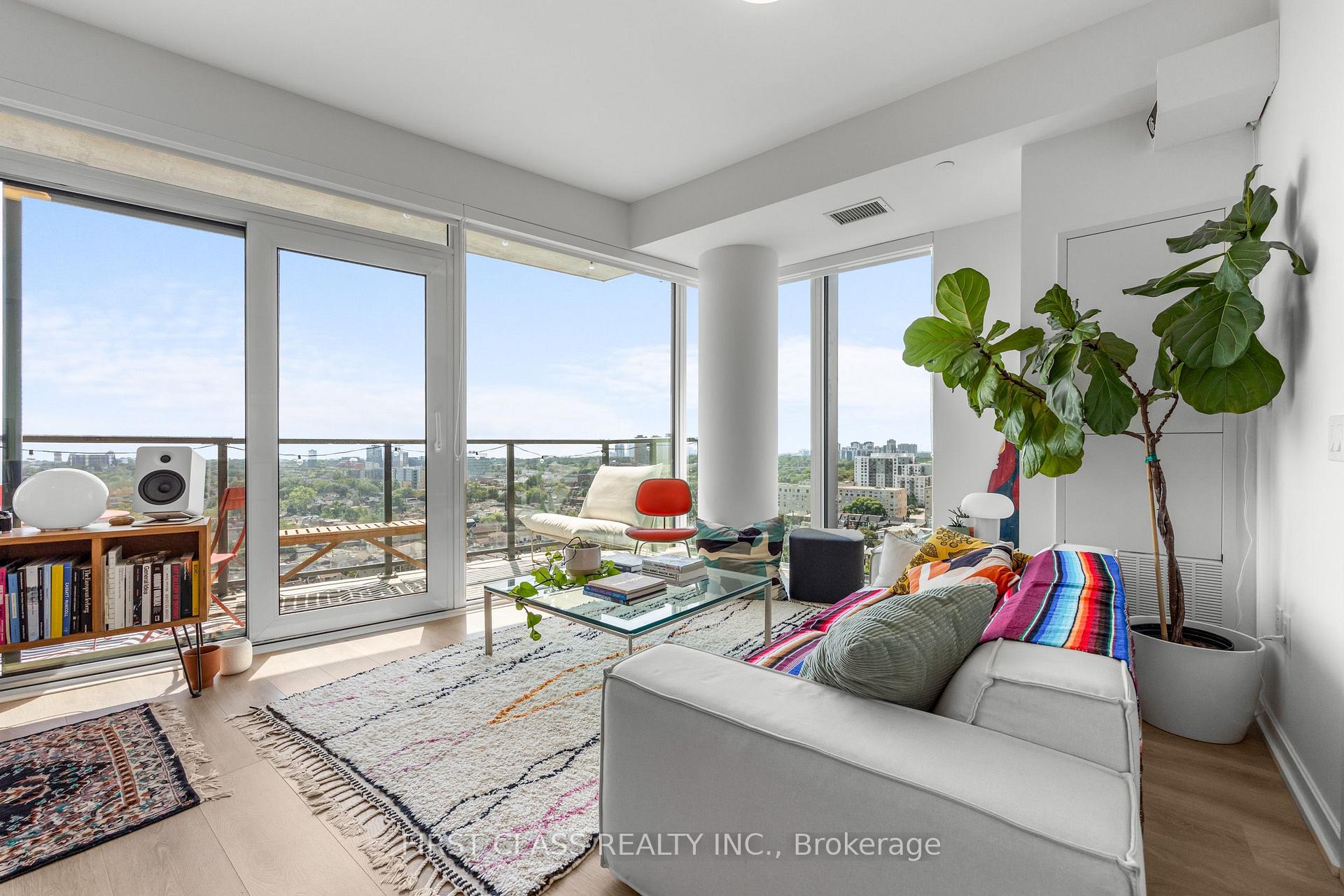 Photo 17 of Unit 1403, 10 Graphophone Grove, Toronto, Dovercourt-Wallace Emerson-Junction — HOMEH