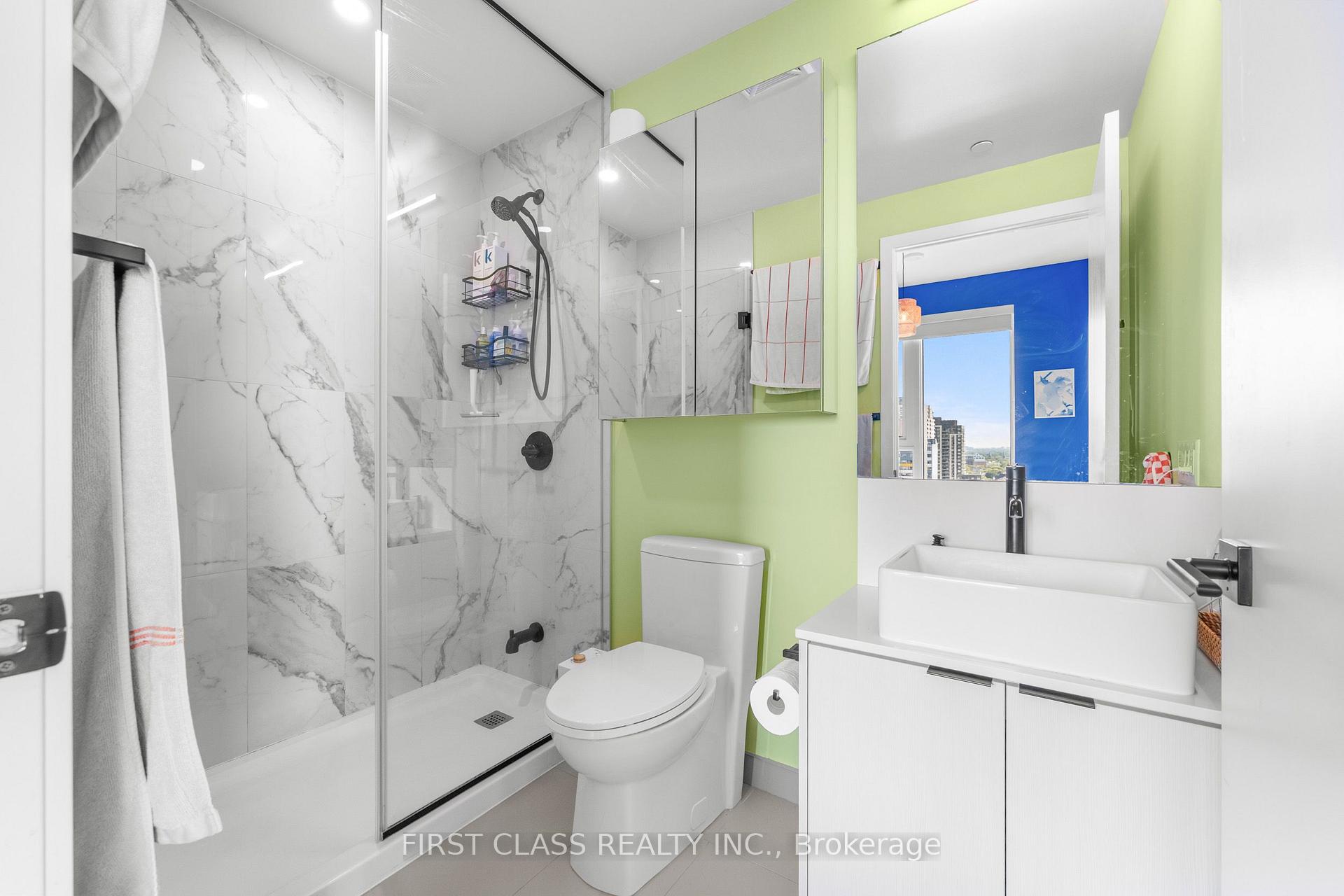 Photo 31 of Unit 1403, 10 Graphophone Grove, Toronto, Dovercourt-Wallace Emerson-Junction — HOMEH