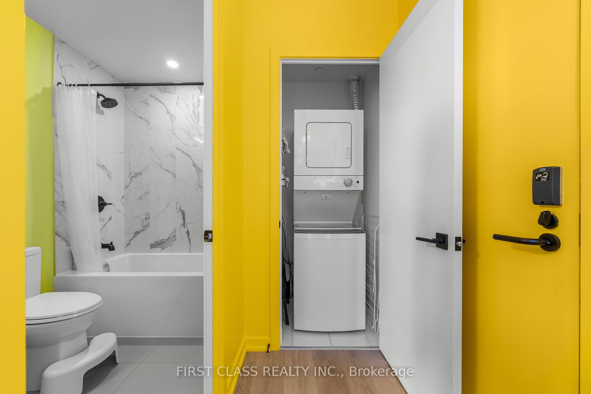 Photo 36 of Unit 1403, 10 Graphophone Grove, Toronto, Dovercourt-Wallace Emerson-Junction — HOMEH