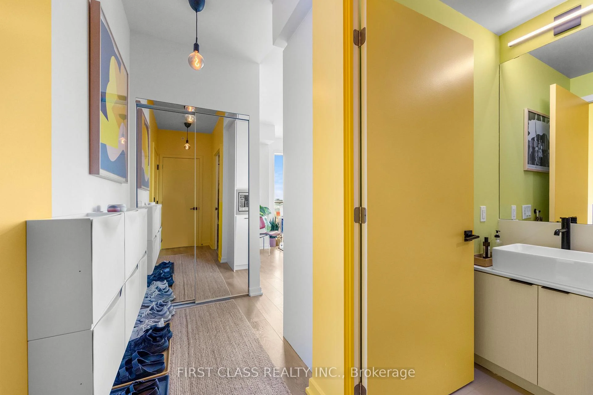 Photo 7 of Unit 1403, 10 Graphophone Grove, Toronto, Dovercourt-Wallace Emerson-Junction — HOMEH