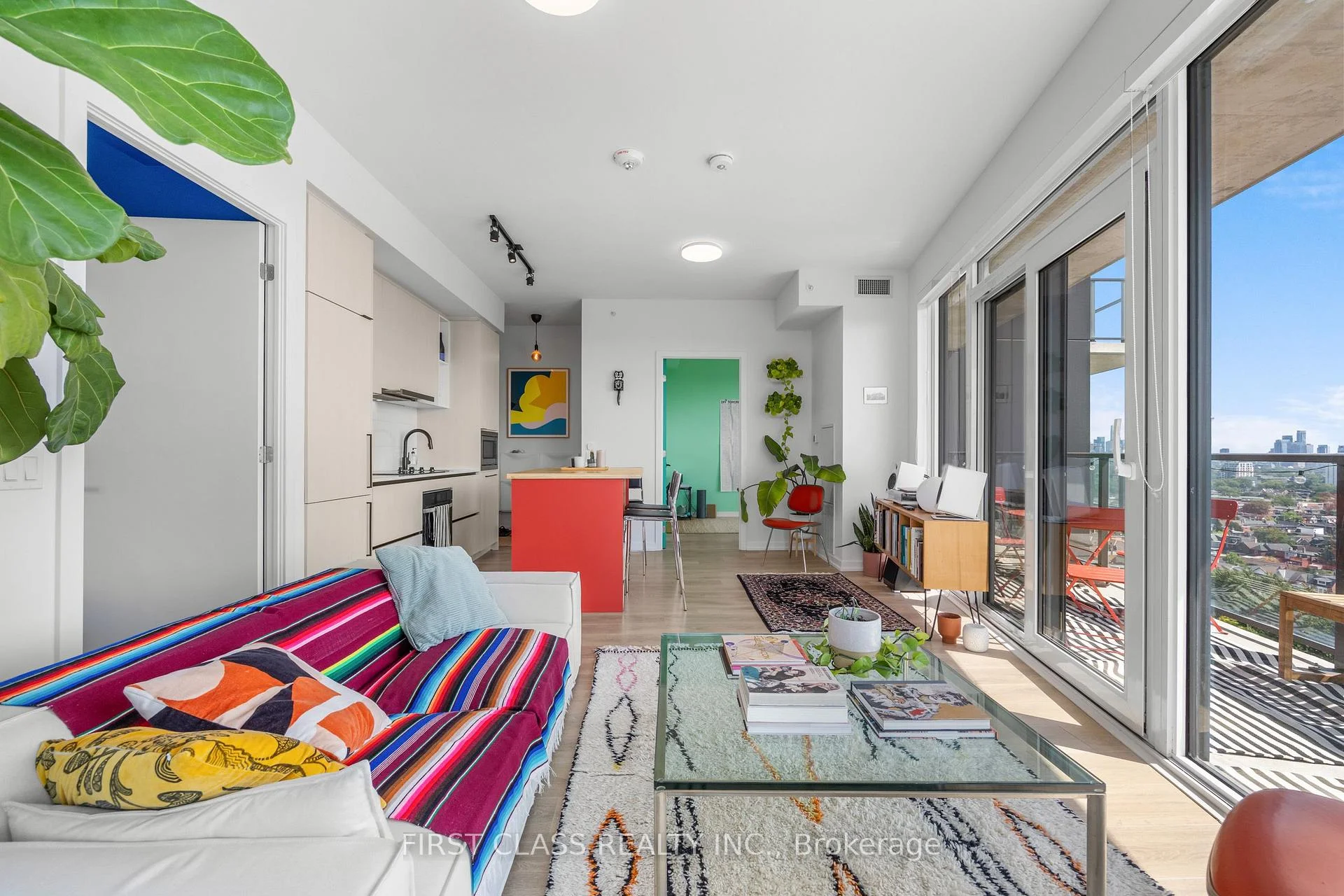 Photo 22 of Unit 1403, 10 Graphophone Grove, Toronto, Dovercourt-Wallace Emerson-Junction — HOMEH