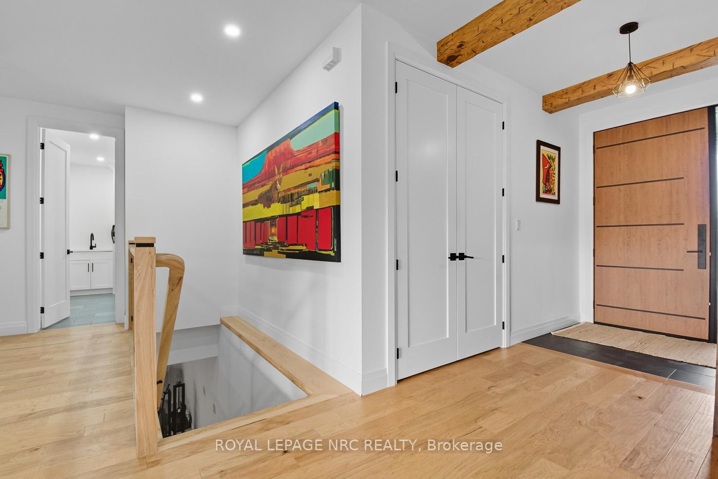 Photo 8 of 1007 Clare Avenue, Pelham, Fonthill — HOMEH