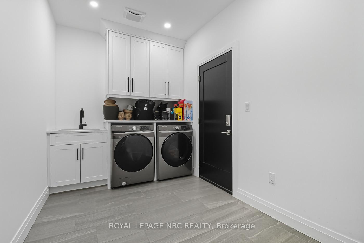 Photo 21 of 1007 Clare Avenue, Pelham, Fonthill — HOMEH