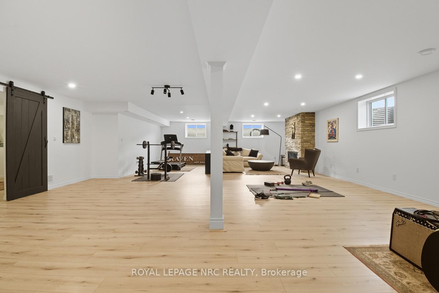 Photo 33 of 1007 Clare Avenue, Pelham, Fonthill — HOMEH