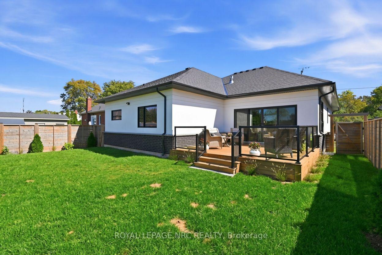 Photo 41 of 1007 Clare Avenue, Pelham, Fonthill — HOMEH