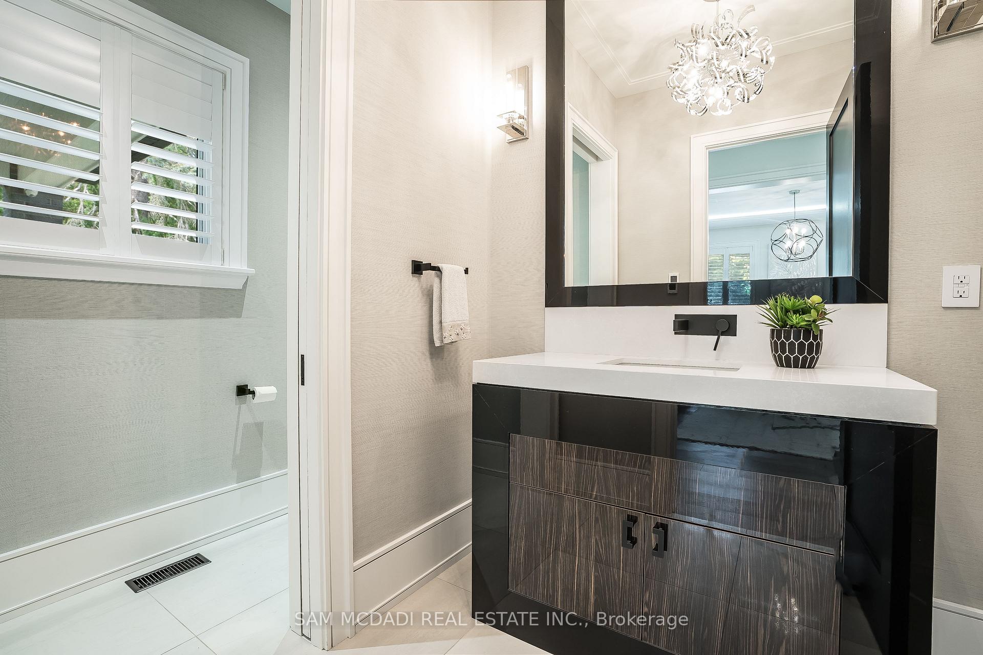 Photo 19 of 231 Wedgewood Drive, Oakville, Morrison — HOMEH