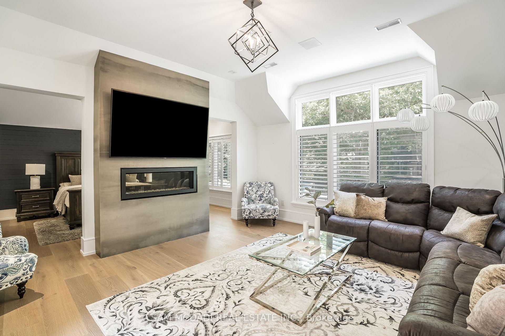 Photo 24 of 231 Wedgewood Drive, Oakville, Morrison — HOMEH