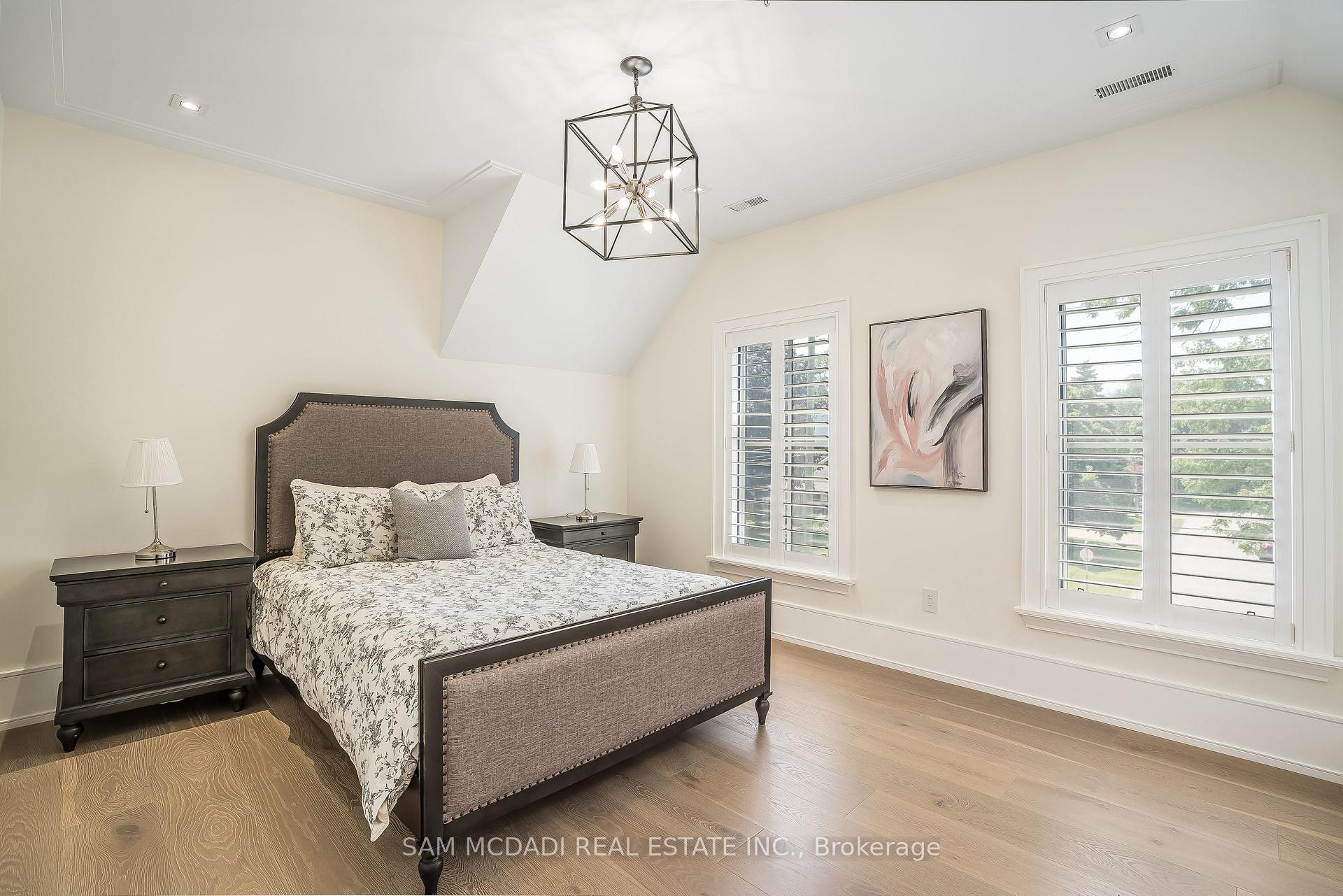 Photo 36 of 231 Wedgewood Drive, Oakville, Morrison — HOMEH