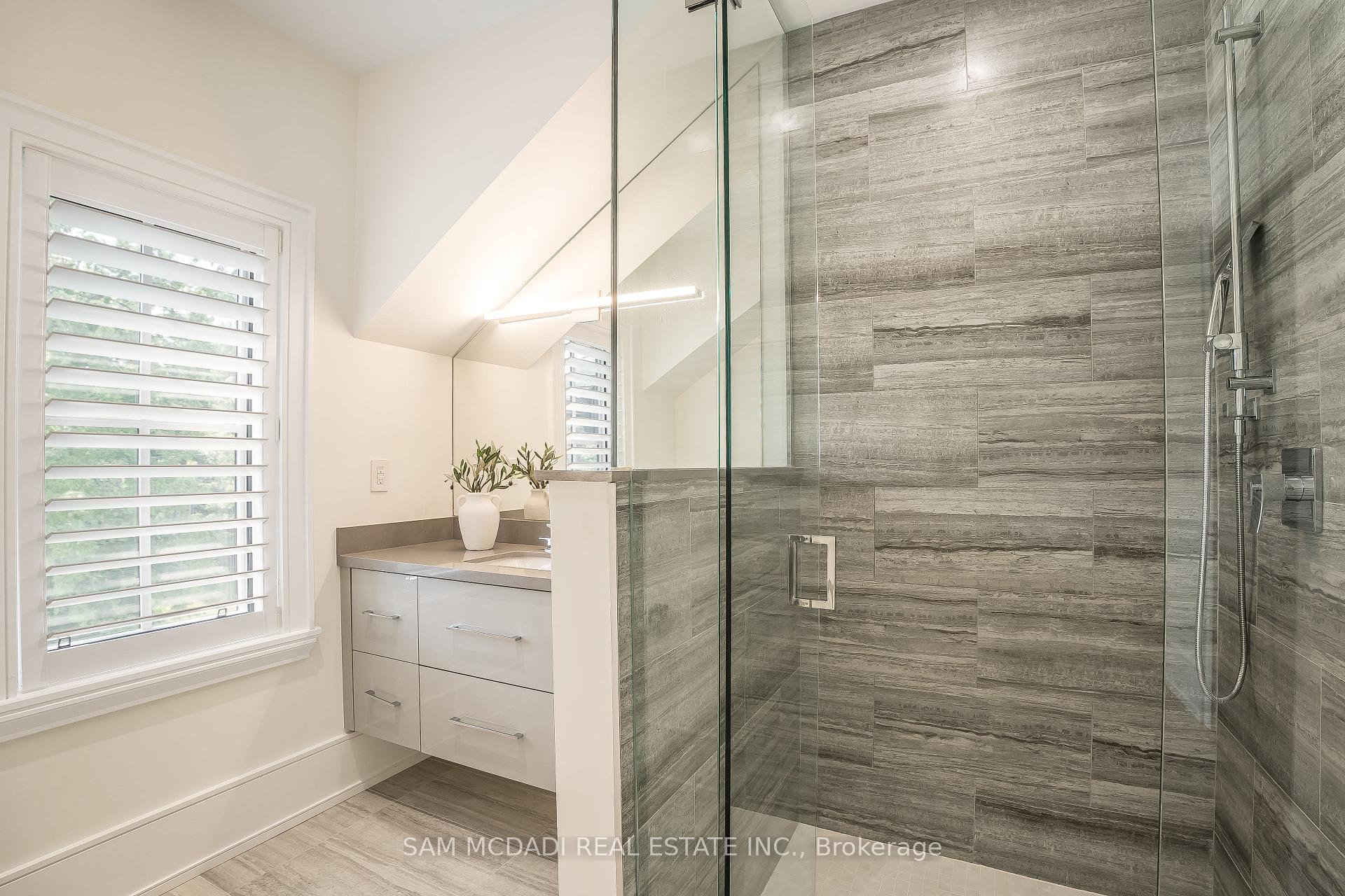 Photo 37 of 231 Wedgewood Drive, Oakville, Morrison — HOMEH