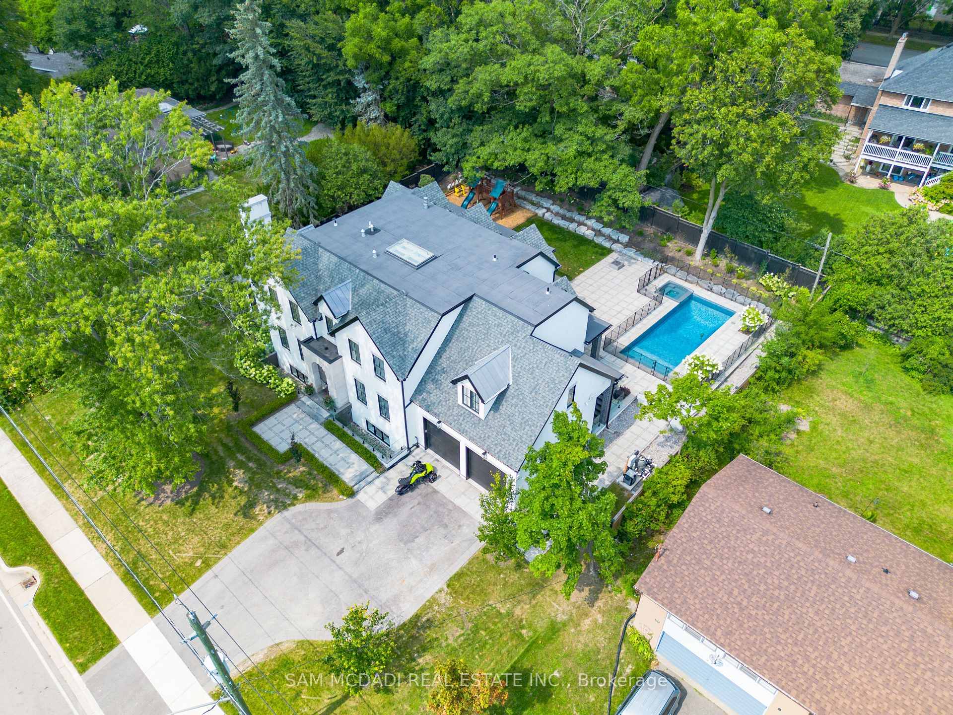 Photo 50 of 231 Wedgewood Drive, Oakville, Morrison — HOMEH