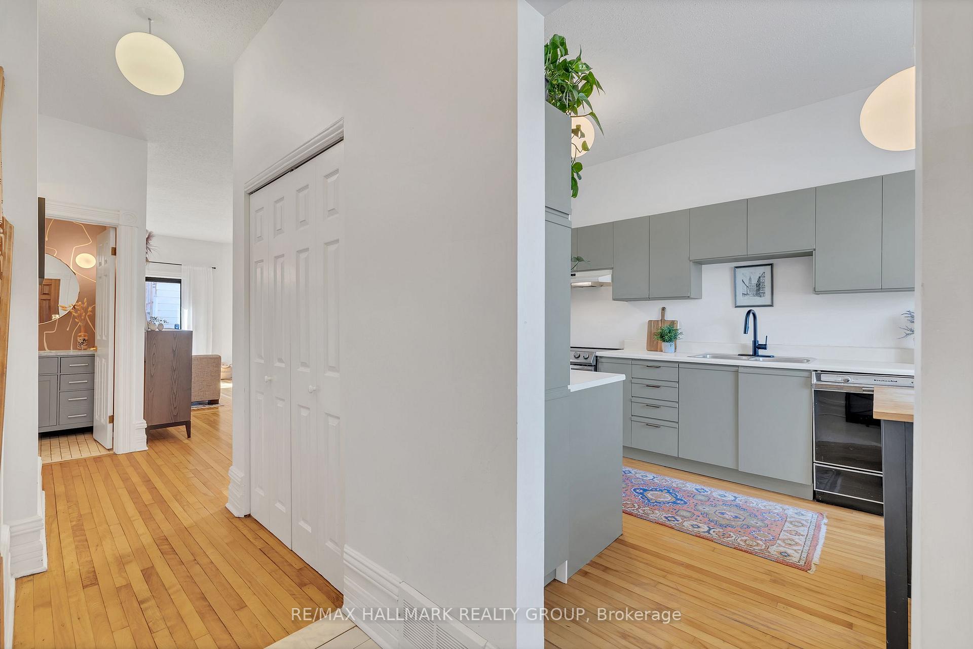 Photo 5 of 88 King Edward Avenue, Ottawa, Lower Town/Byward Market — HOMEH