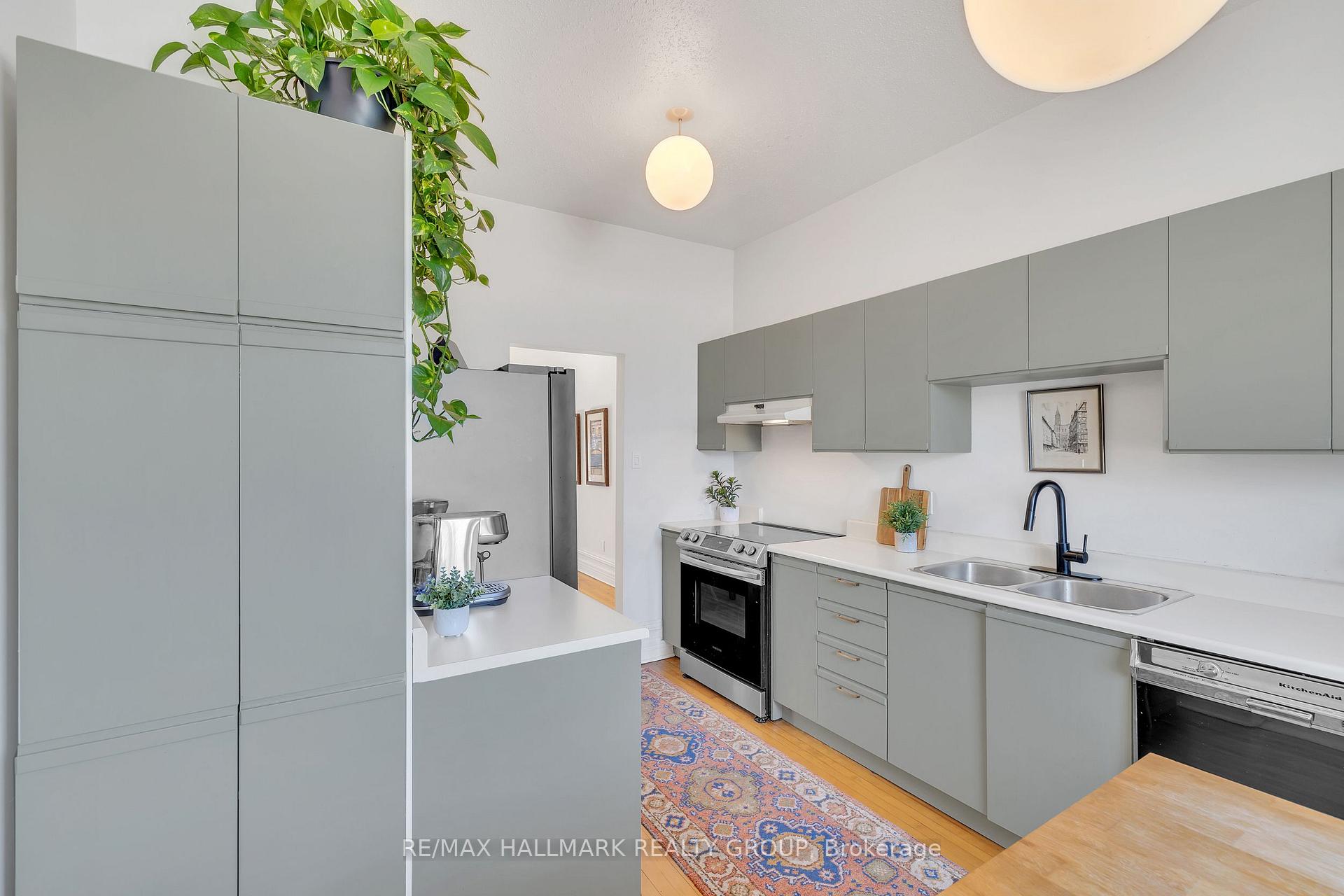Photo 23 of 88 King Edward Avenue, Ottawa, Lower Town/Byward Market — HOMEH