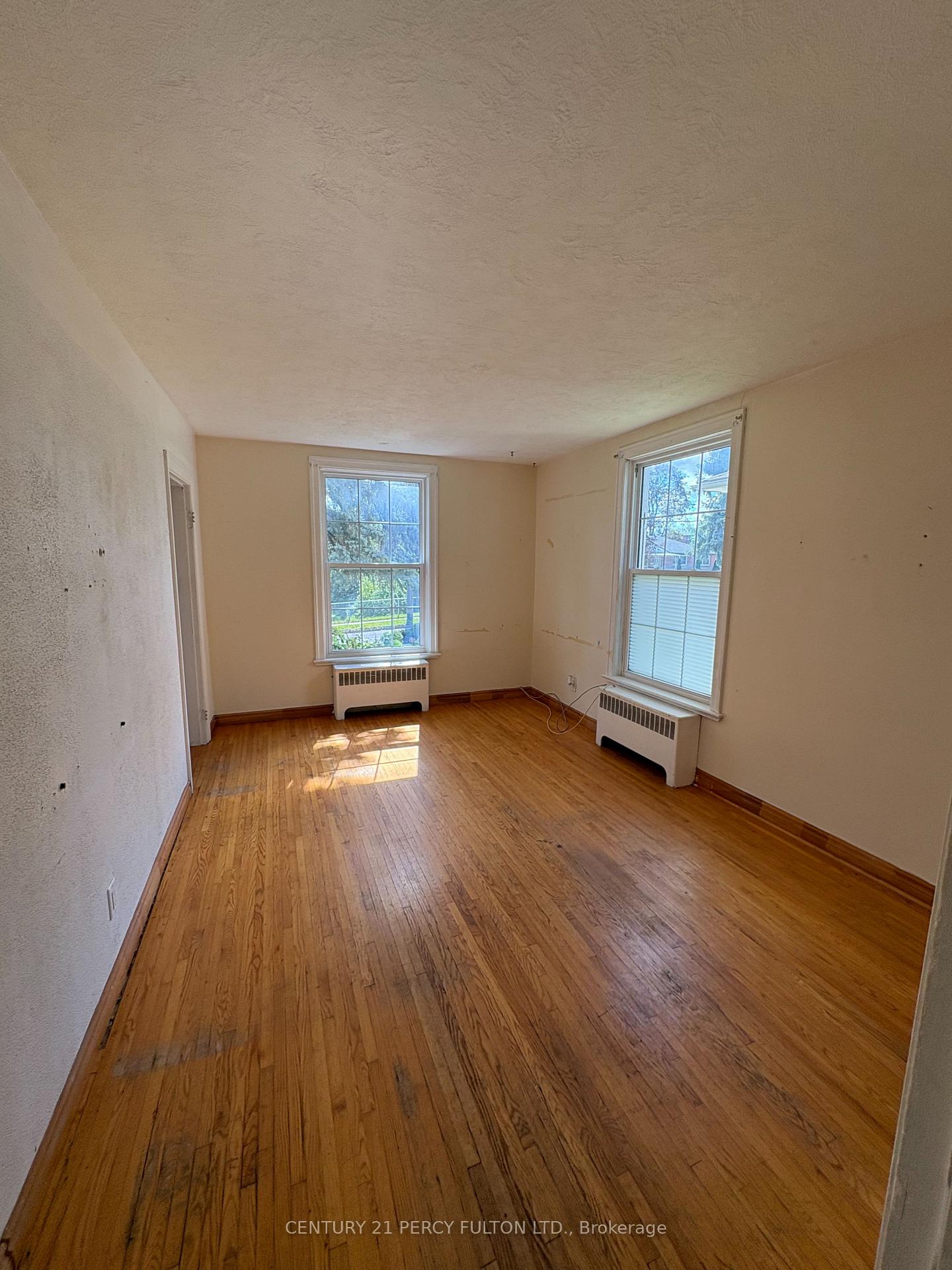 Photo 13 of 360 Highland Road, Peterborough, Northcrest Ward 5 — HOMEH