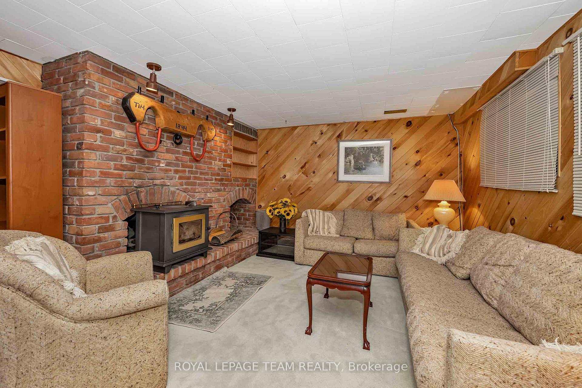 Photo 37 of 1174 Bonnie Crescent, Ottawa, Copeland Park — HOMEH