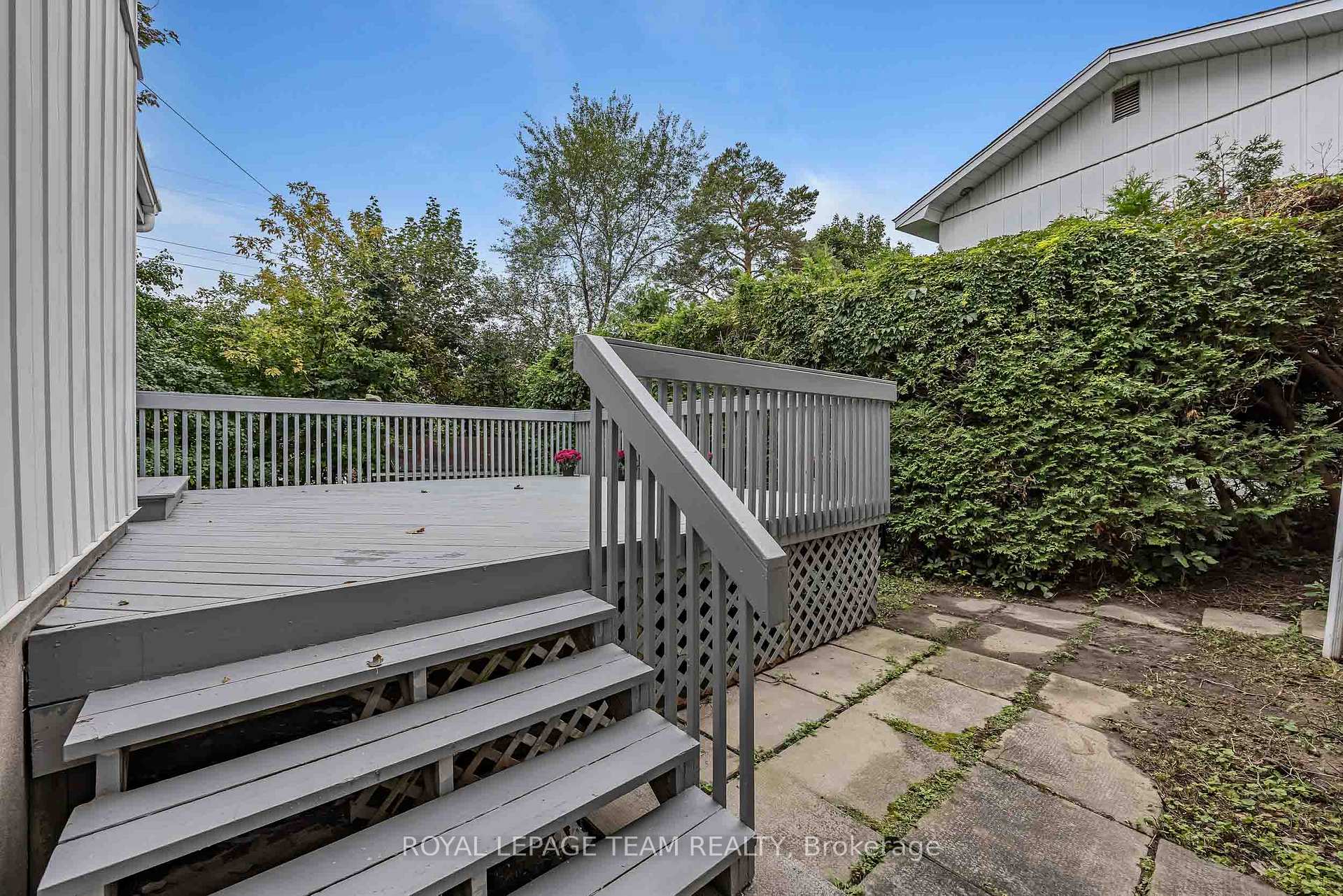 Photo 43 of 1174 Bonnie Crescent, Ottawa, Copeland Park — HOMEH