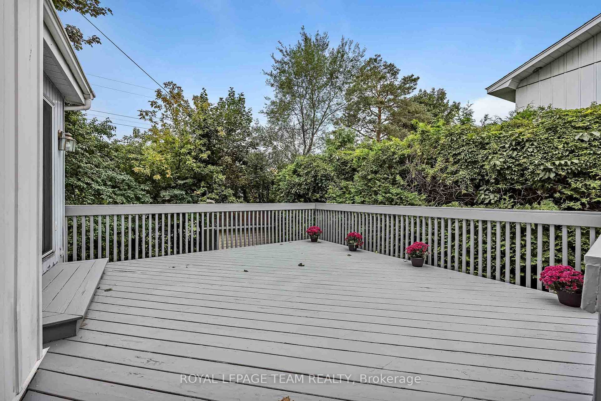 Photo 44 of 1174 Bonnie Crescent, Ottawa, Copeland Park — HOMEH
