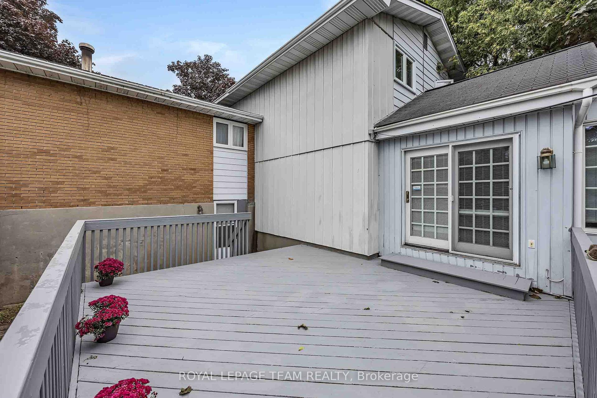 Photo 45 of 1174 Bonnie Crescent, Ottawa, Copeland Park — HOMEH