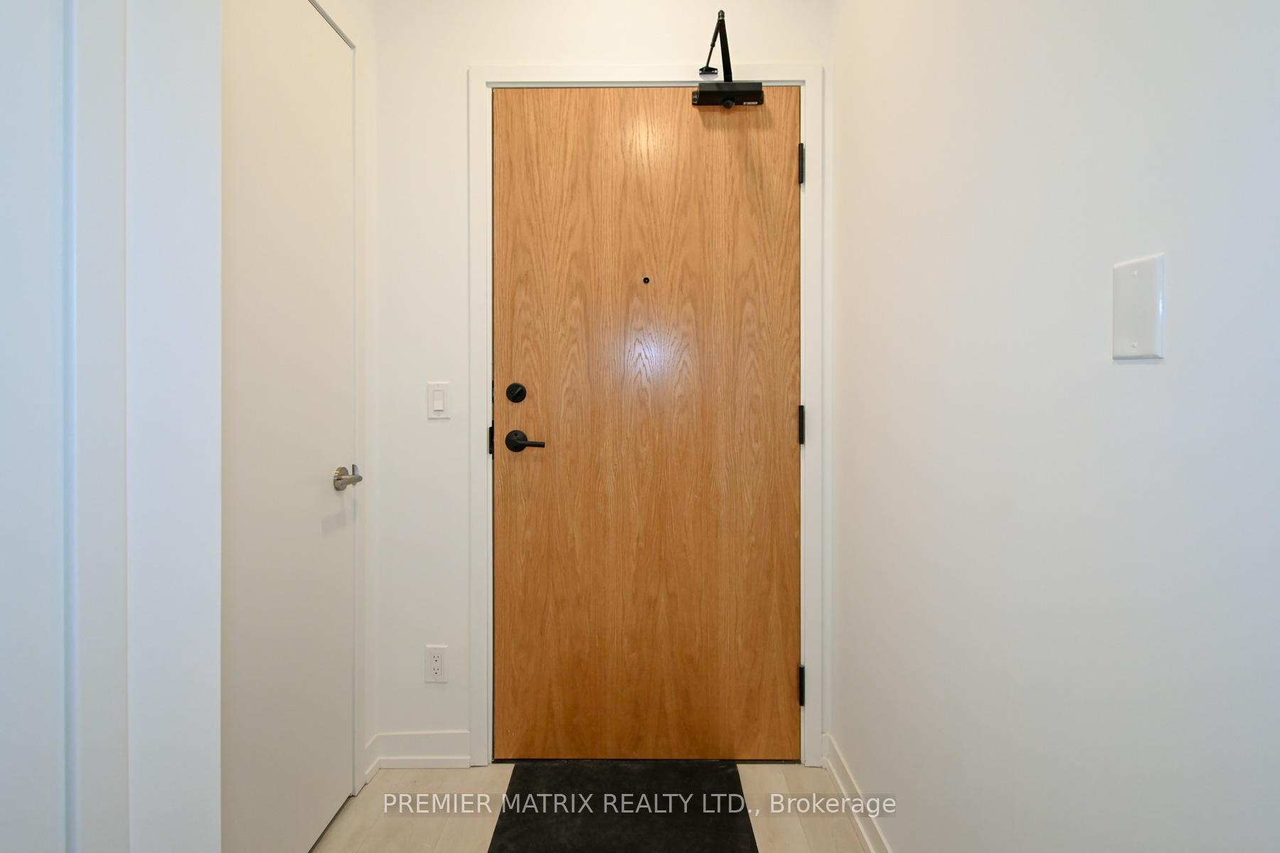 Photo 5 of Unit 106, 8 Beverley Glen Boulevard, Vaughan, Beverley Glen — HOMEH
