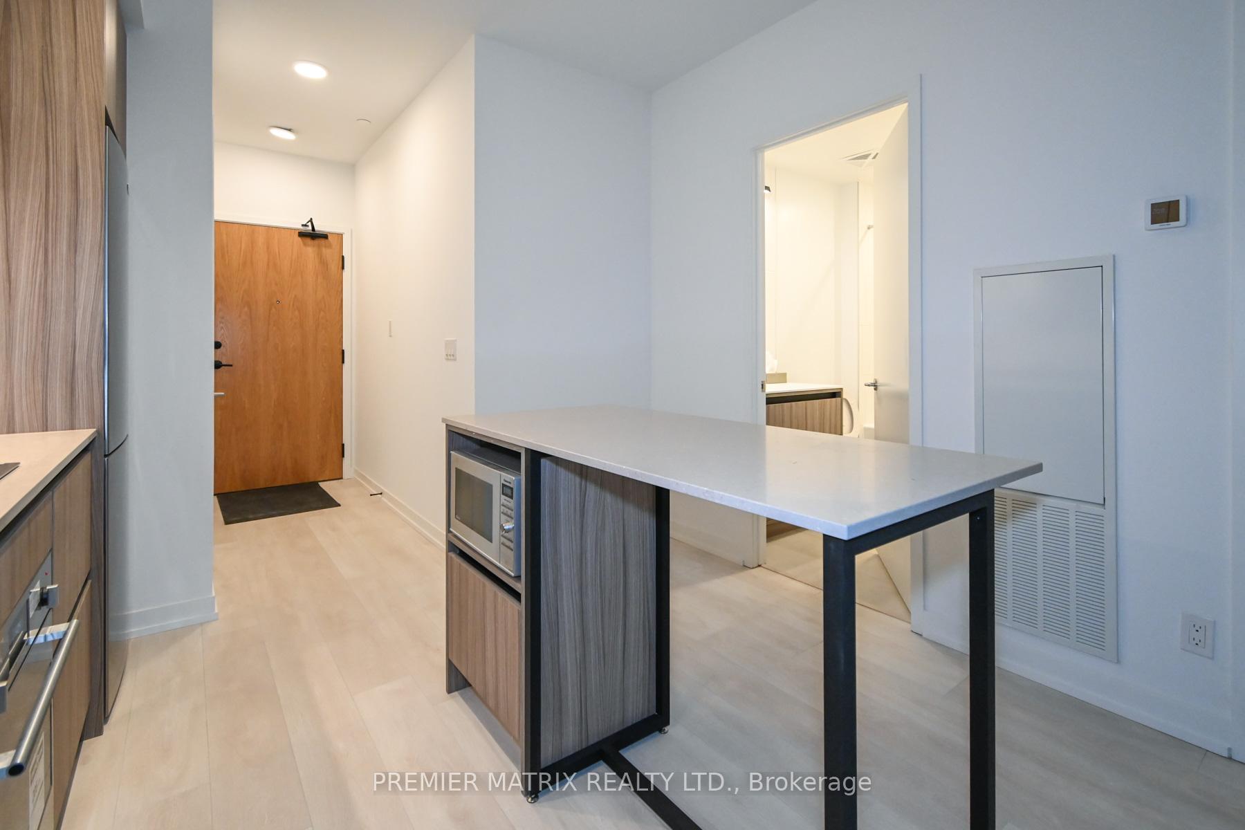 Photo 10 of Unit 106, 8 Beverley Glen Boulevard, Vaughan, Beverley Glen — HOMEH