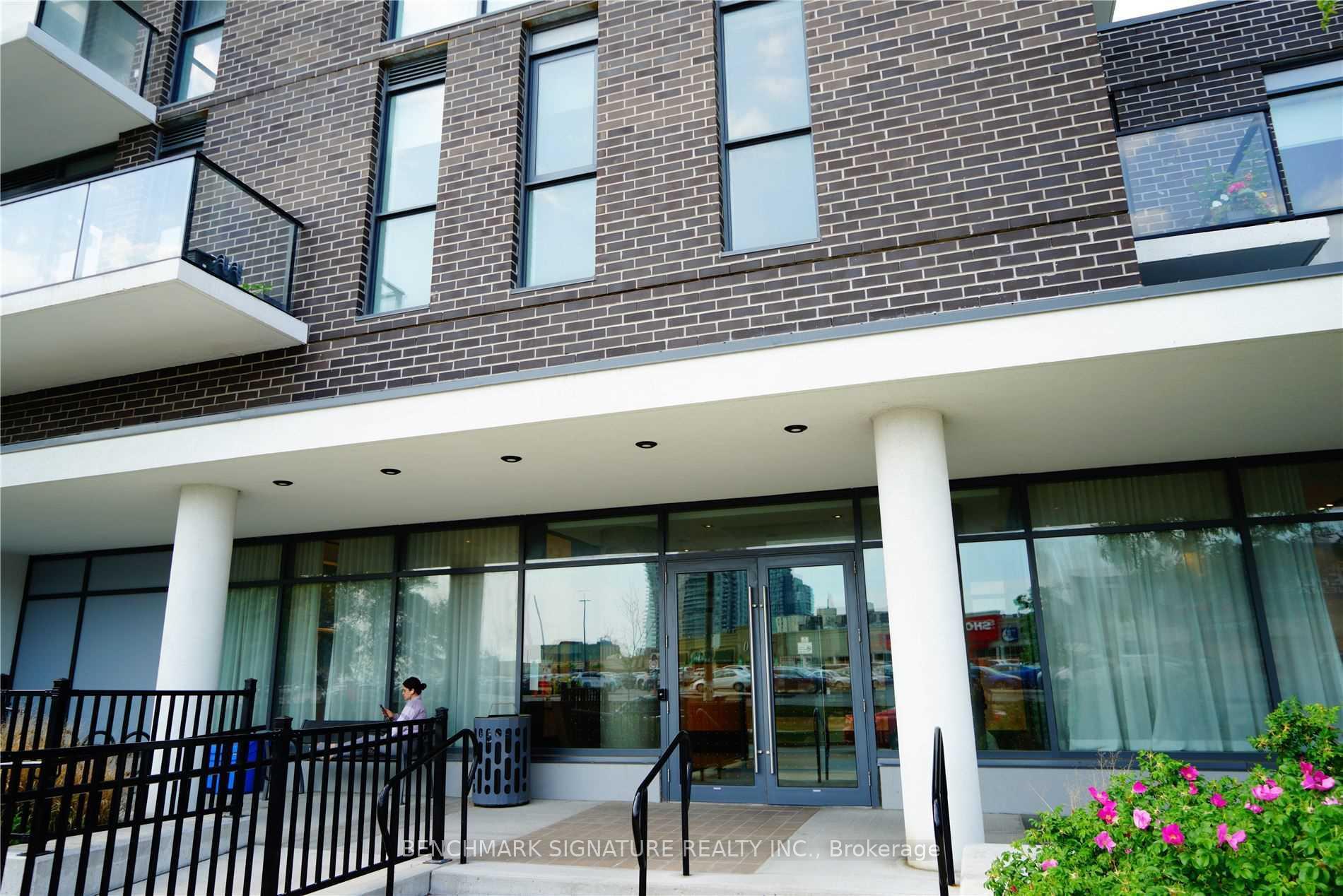 Front of Unit 907, 128 Fairview Mall Drive