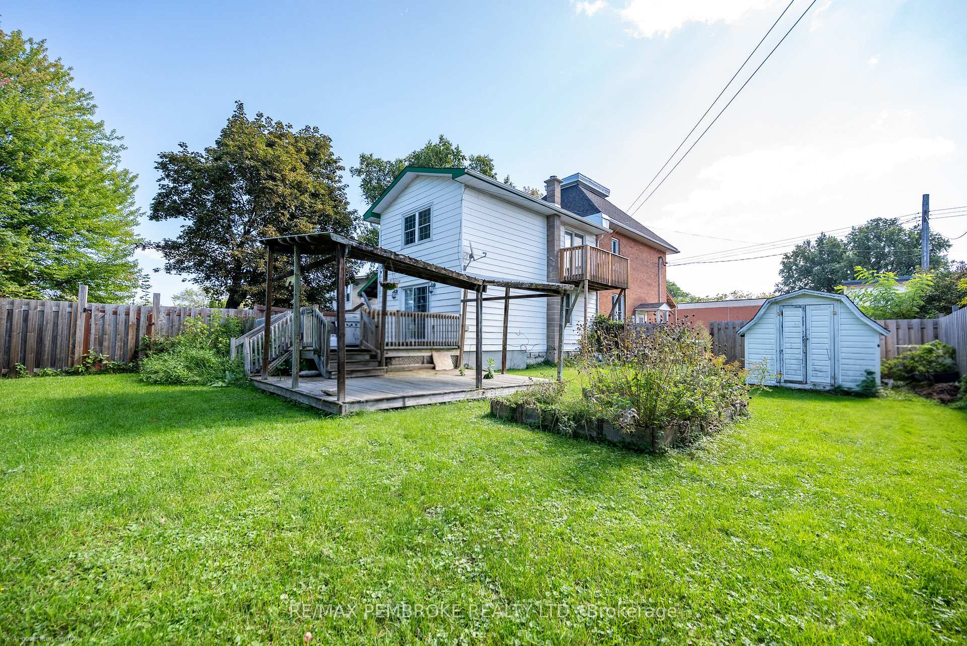 Photo 43 of 296 First Avenue N, Pembroke, Pembroke — HOMEH