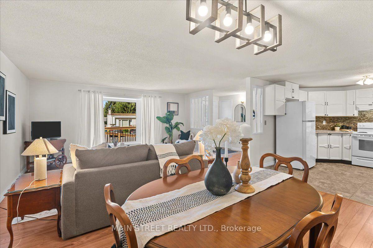 Photo 8 of 2 Pineridge Crescent, Clarington, Newcastle — HOMEH