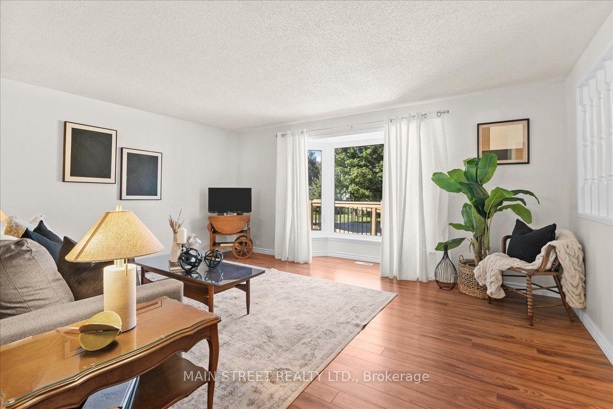 Photo 9 of 2 Pineridge Crescent, Clarington, Newcastle — HOMEH