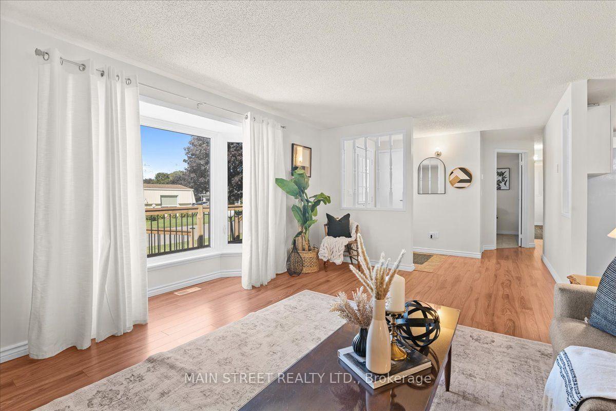 Photo 11 of 2 Pineridge Crescent, Clarington, Newcastle — HOMEH