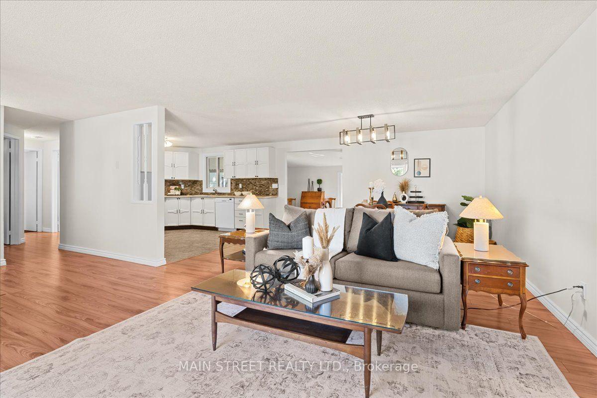 Photo 12 of 2 Pineridge Crescent, Clarington, Newcastle — HOMEH