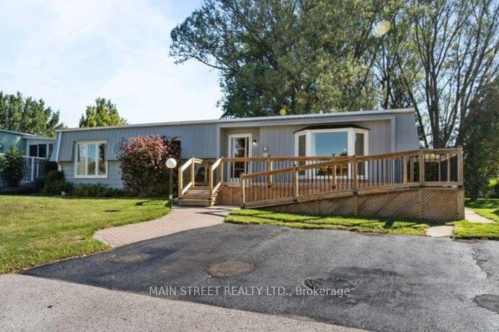 Photo 2 of 2 Pineridge Crescent, Clarington, Newcastle — HOMEH