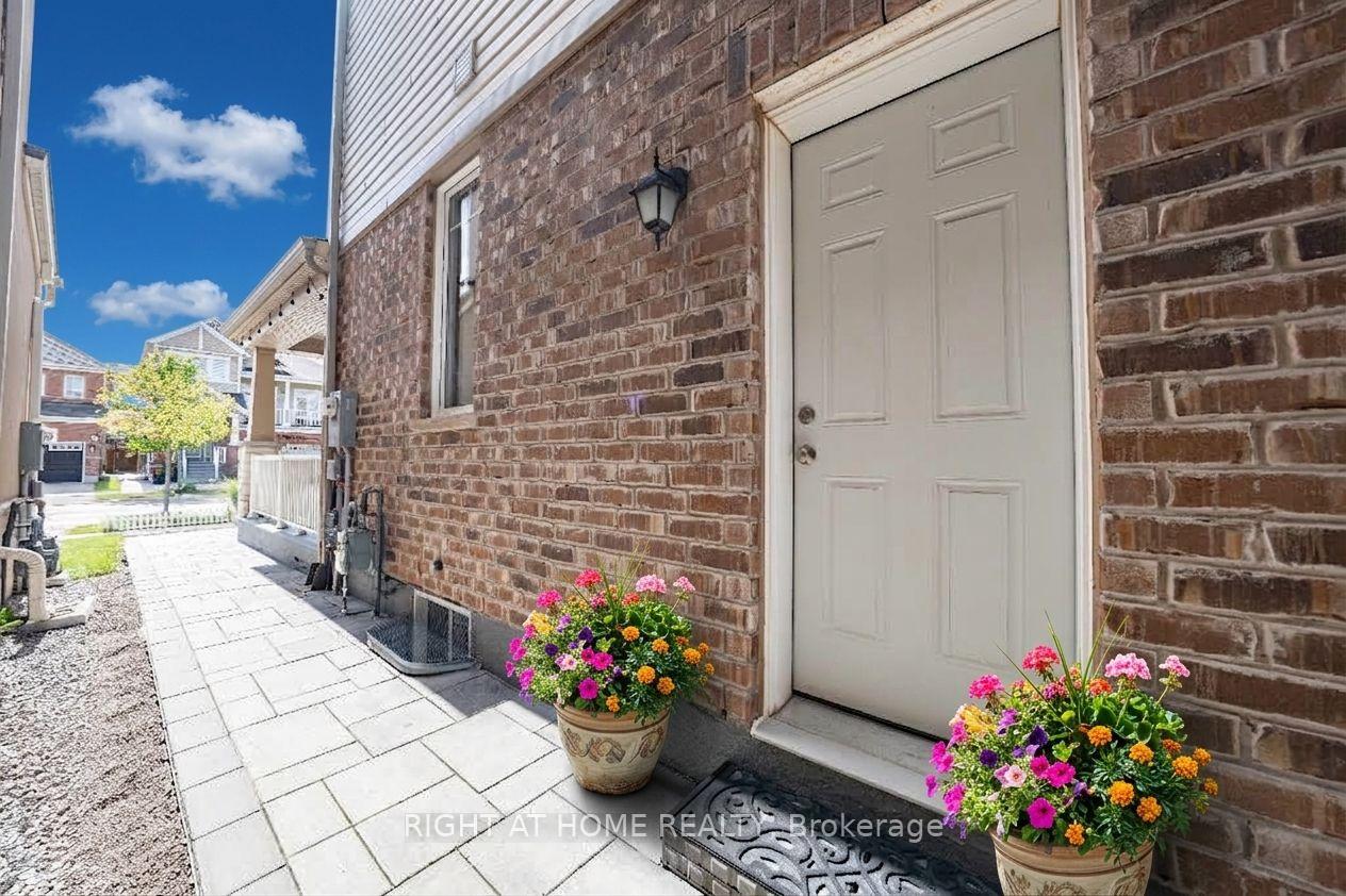 Photo 30 of 1249 Leger Way, Milton, Ford — HOMEH