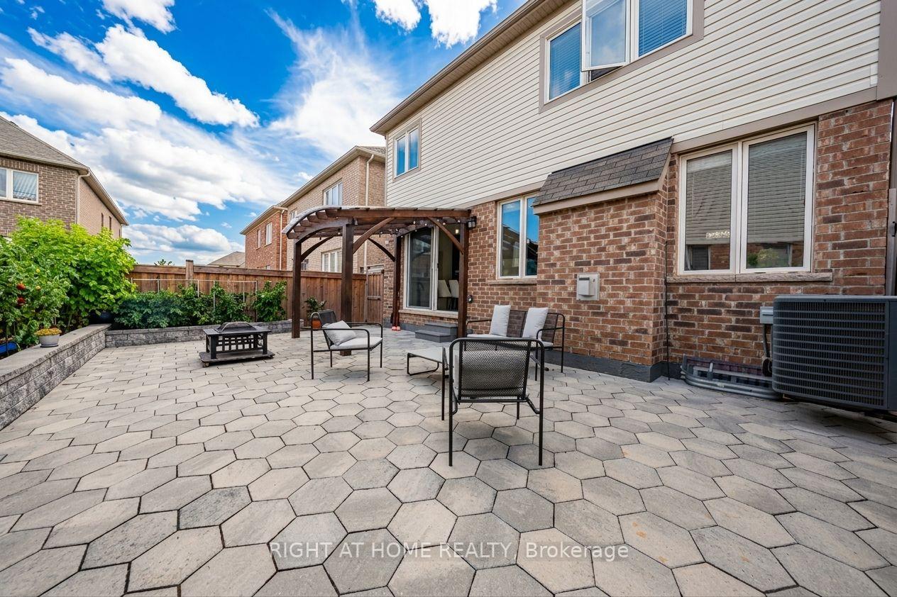 Photo 34 of 1249 Leger Way, Milton, Ford — HOMEH