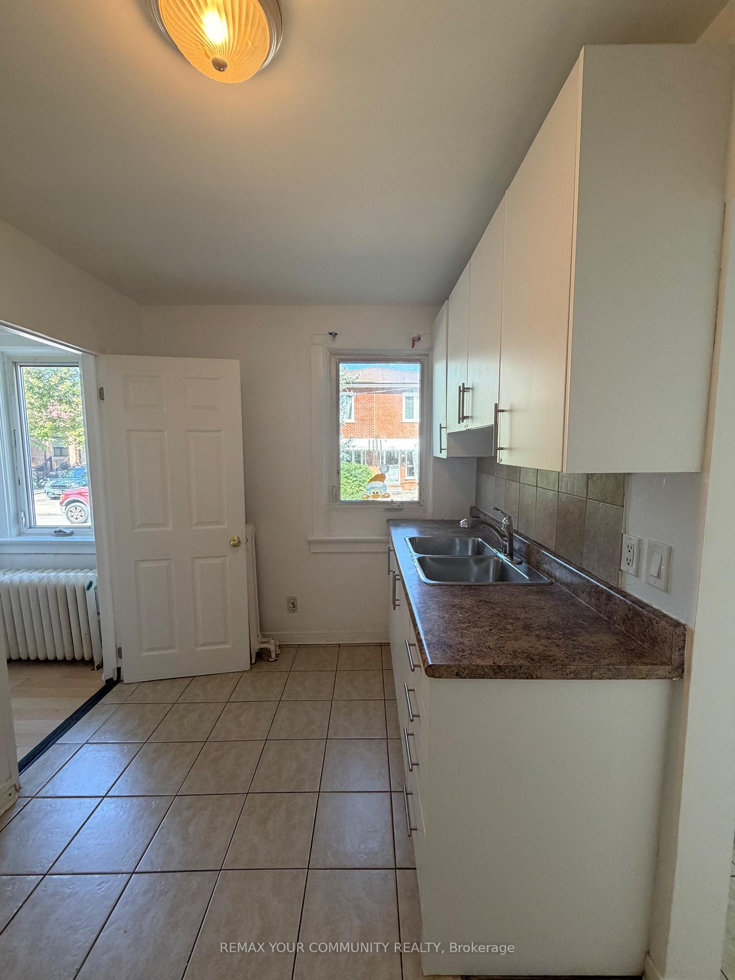 Photo 5 of 127 Morrison Avenue, Toronto, Corso Italia-Davenport — HOMEH