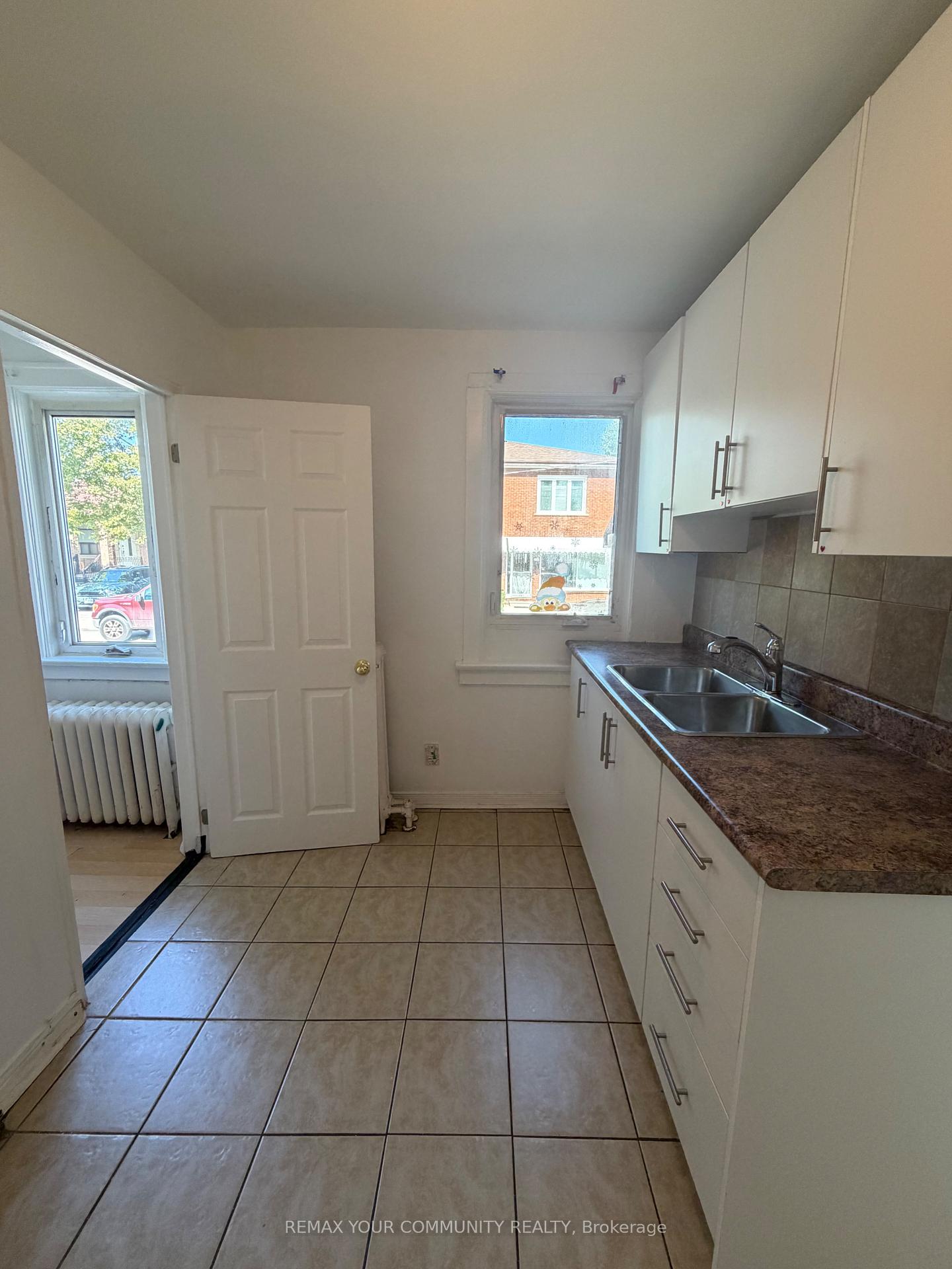 Photo 7 of 127 Morrison Avenue, Toronto, Corso Italia-Davenport — HOMEH