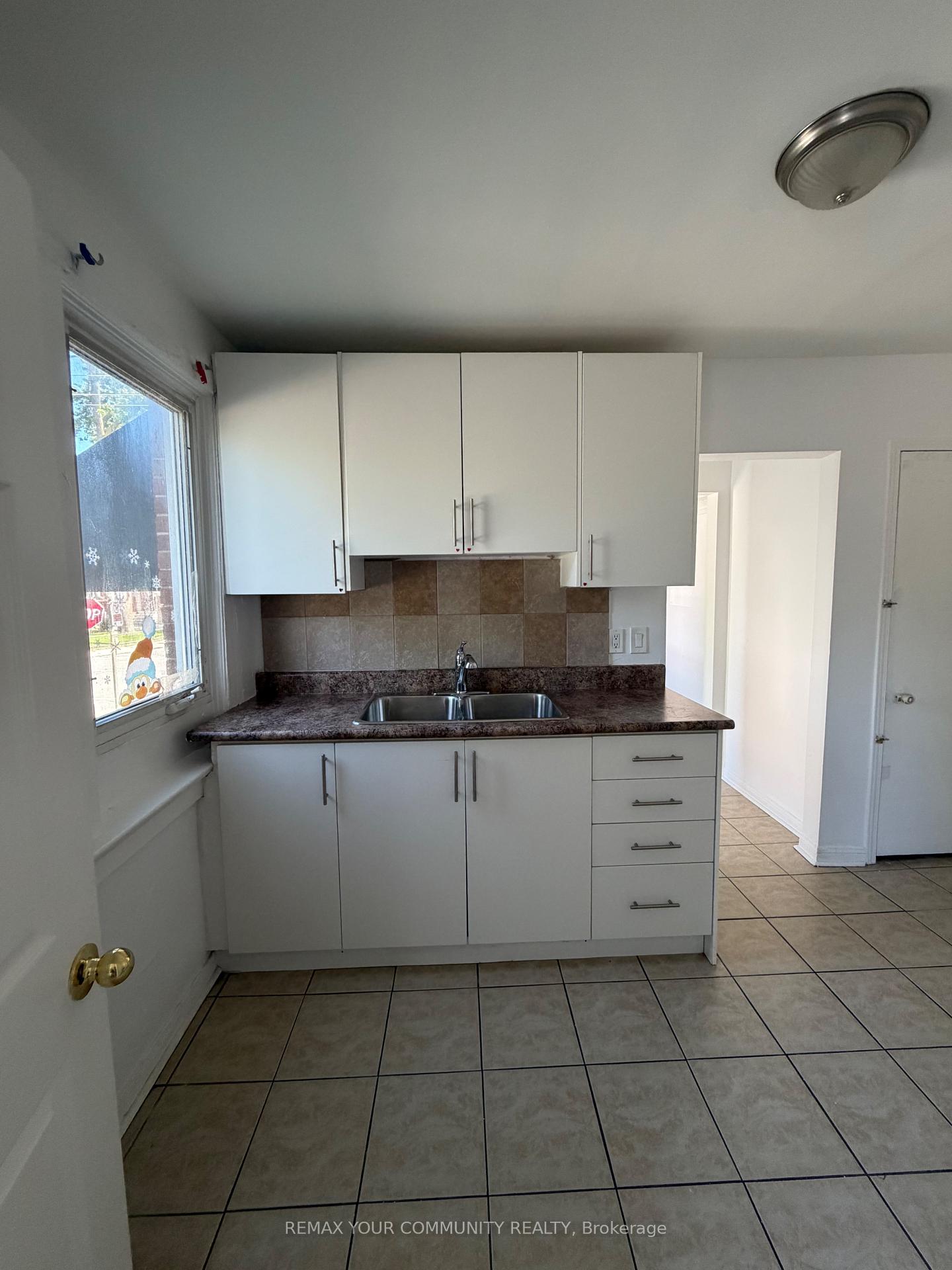 Photo 9 of 127 Morrison Avenue, Toronto, Corso Italia-Davenport — HOMEH