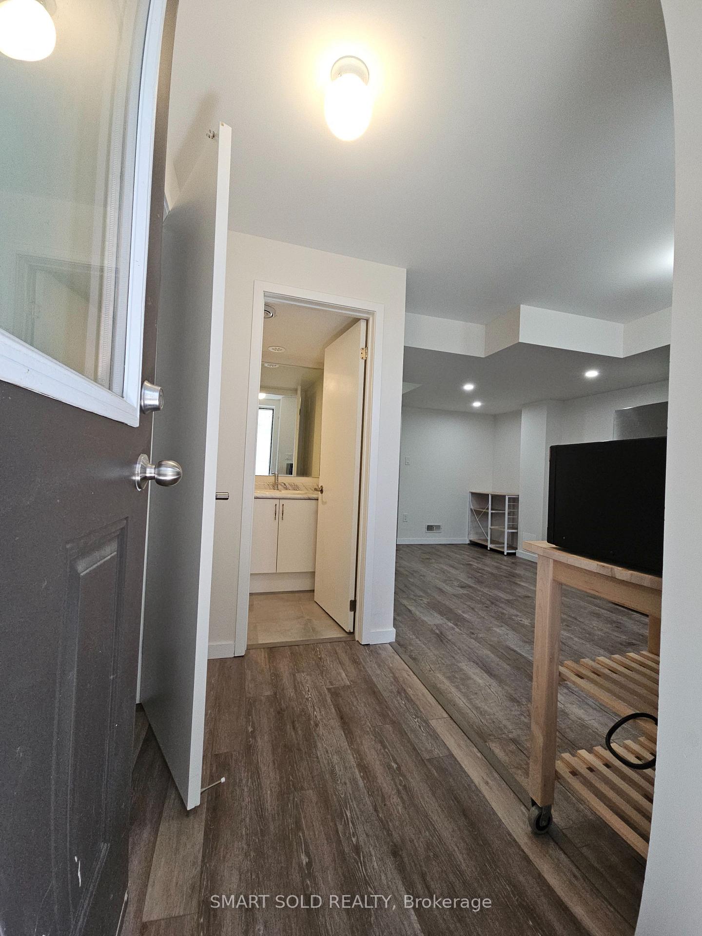 Photo 4 of Unit #Lower, 38 Wuhan Lane, Markham, Wismer — HOMEH